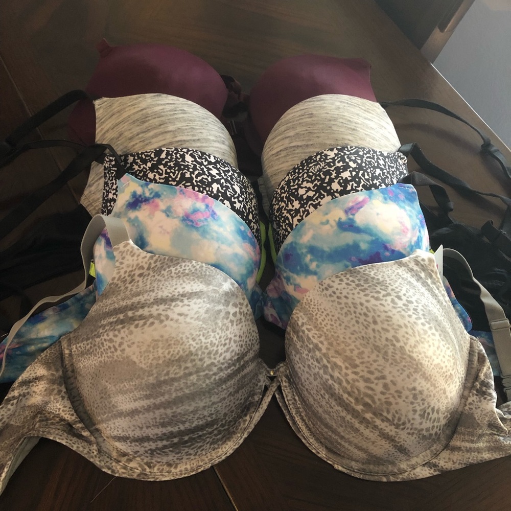 Bras 34DD
